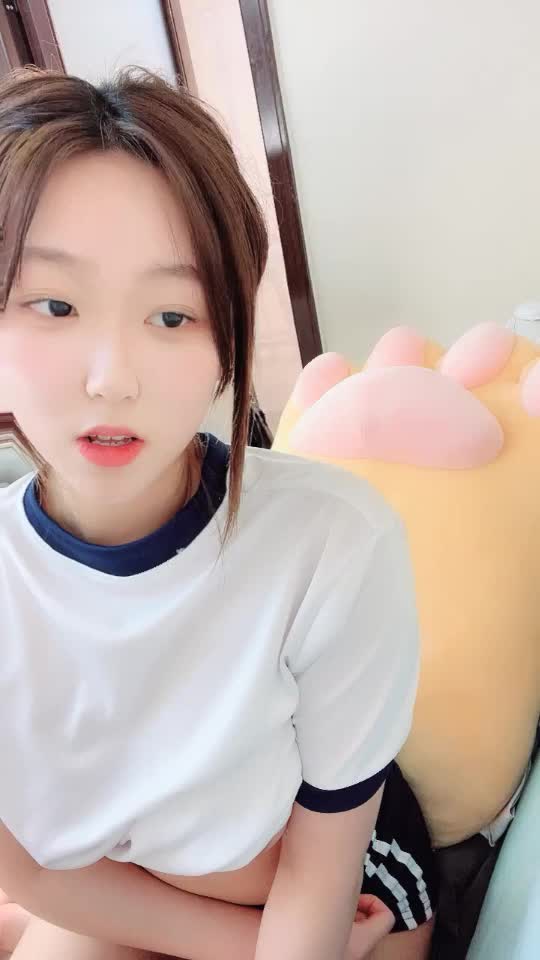 美女落九川_自慰三月十五号